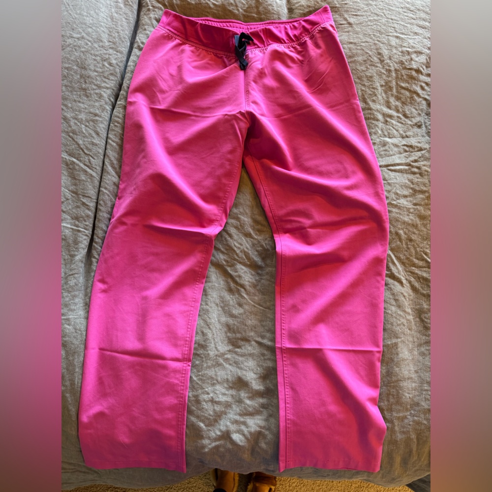 Figs Livingston scrub pants Large Tall Electric Orchid